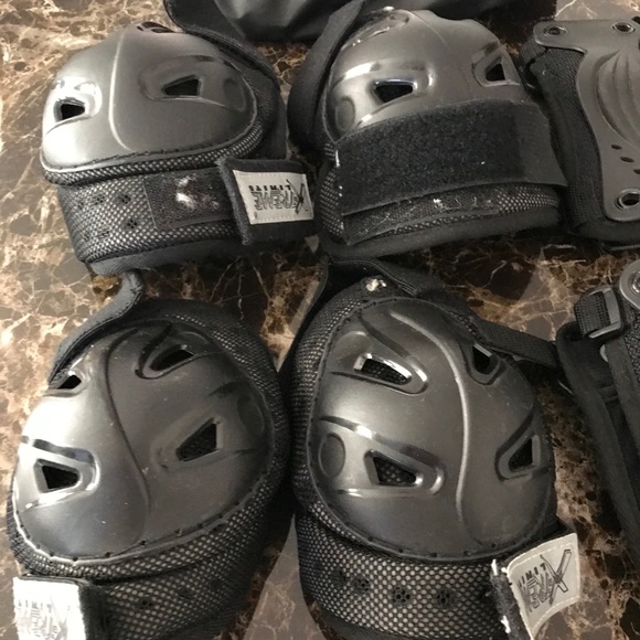 Extreme Other - Protective gear